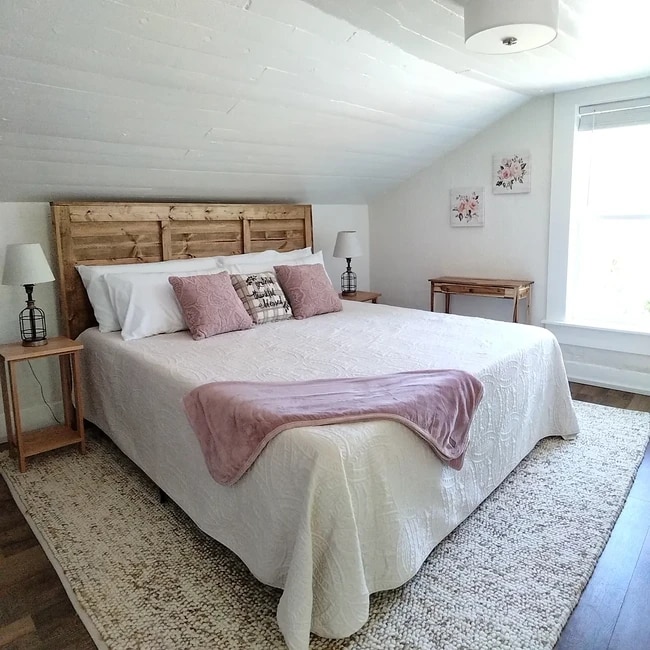 Photo - 151 Tanager St
