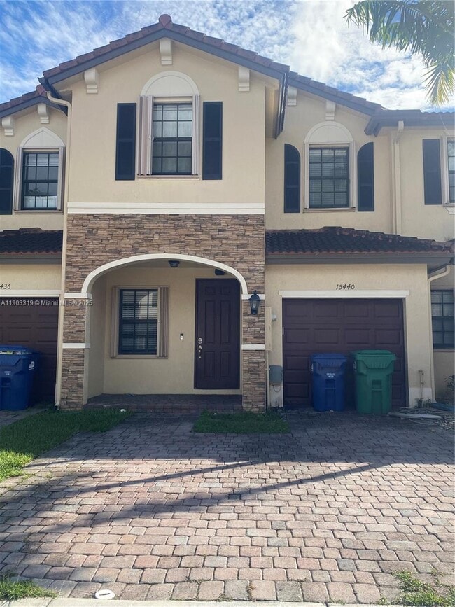 Building Photo - 15440 SW 119th Terrace