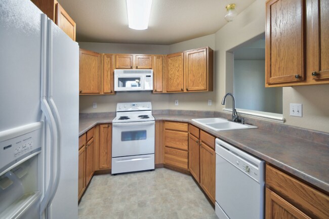 Photo - 3040 Mandalay Grove