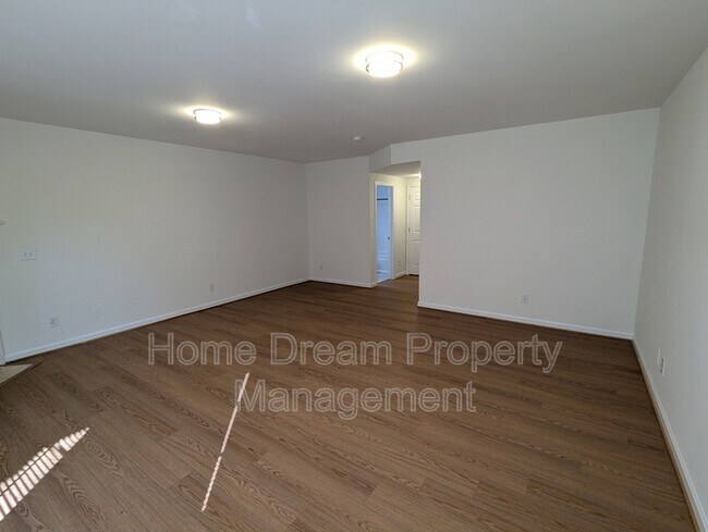 Photo - 35090 Sara Ct