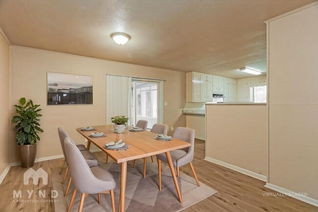 Photo - 713 Kingman Rd