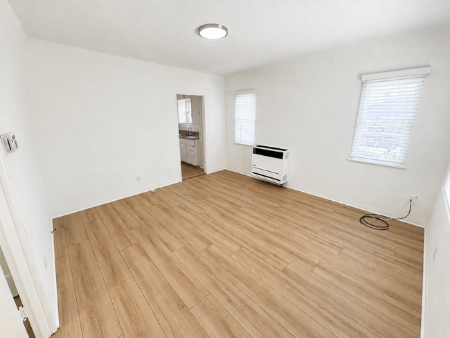 9088-9094 Nye Road