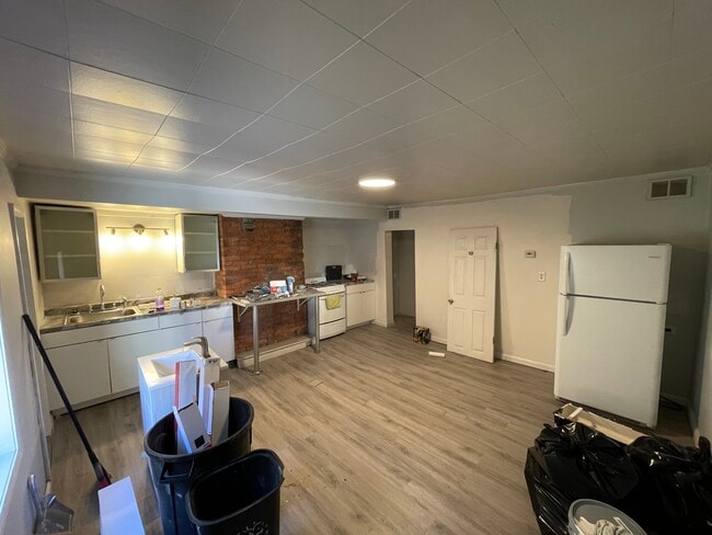 Photo - 2516 Josephine St