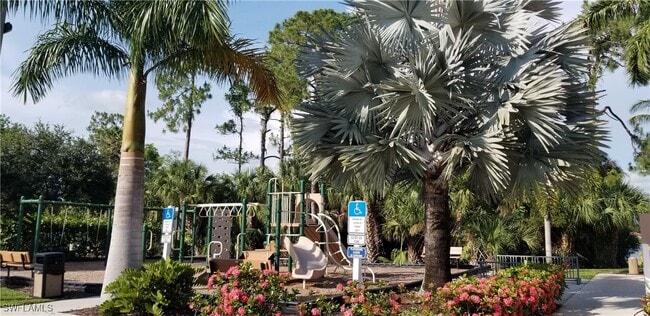 Photo - 7745 Woodbrook Cir