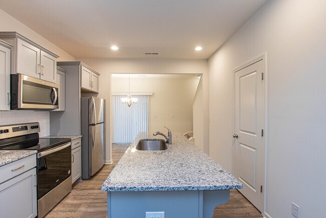 Photo - BEAUTIFUL 2 BD Townhome in MIDLAND AVAILABLE DECEMBER 2025