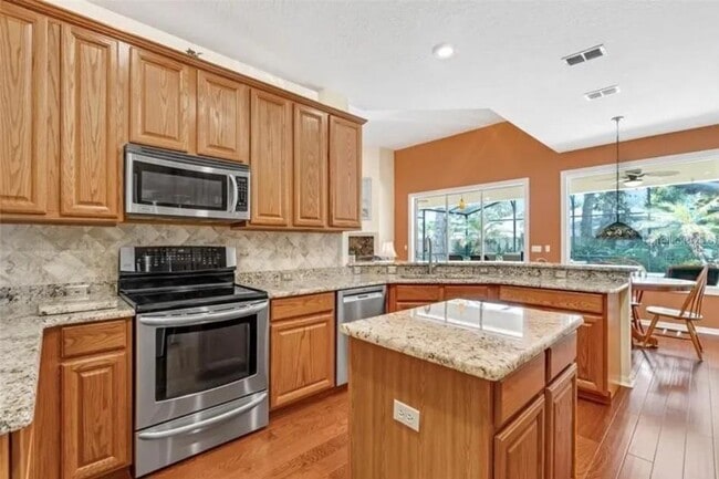 Photo - 970 Burlwood Ct