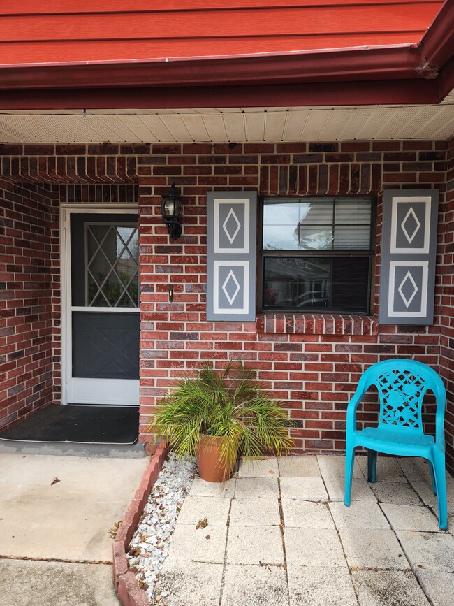 Photo - 415 Shangri La Cir