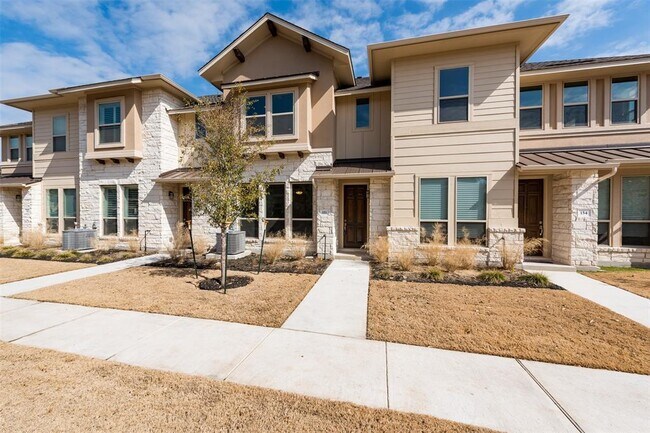 13800 Lyndhurst St Unidad 153