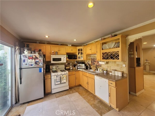 Photo - 6541 Wystone Ave