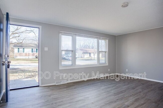 Photo - 7906 N Pennsylvania Ave