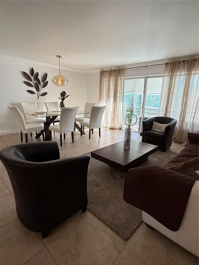 Photo - 500 NE 14th Ave Unit 302