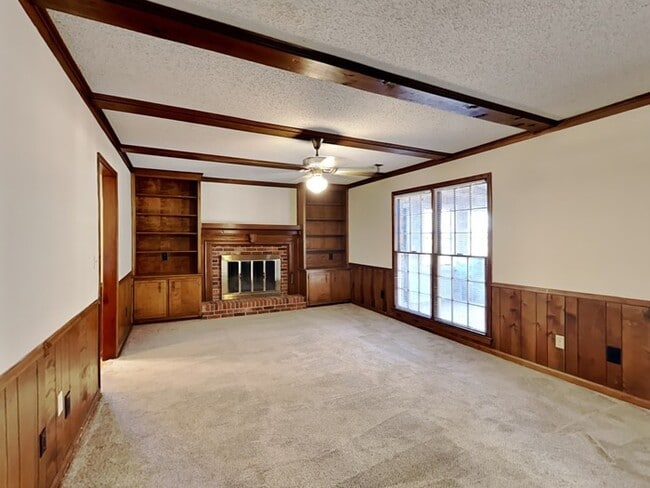 Photo - 1278 Summit Chase Dr SW