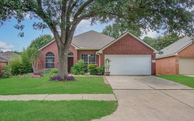 Building Photo - 18223 Heathridge Ln