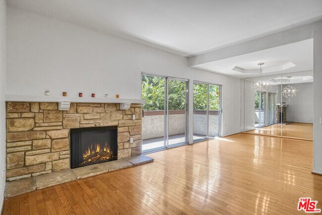 Photo - 5534 Sylmar Ave Unit 5