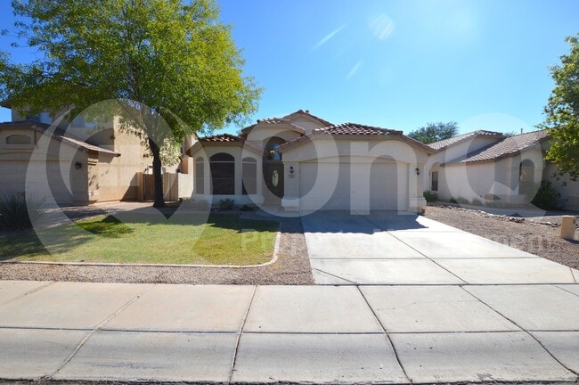 Building Photo - 513 E Cathy Dr