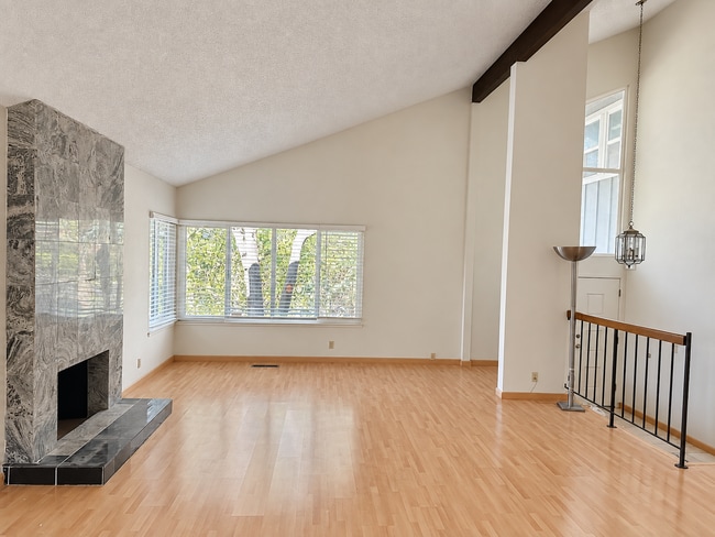 100 Milani Ct