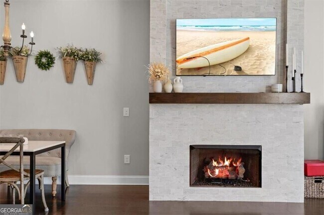 Photo - 4149 Township Pkwy