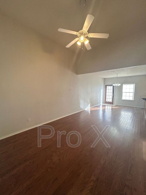 Photo - 3005 SW Amberwood Ave Unit 2