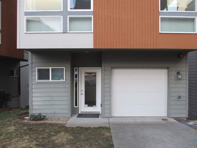 Photo - 3 Bedroom, 3.5 Bathroom Townhome in Tacoma
