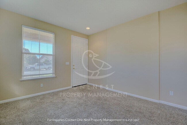 Photo - Beautiful 4 BD 2 BA Lincoln Home