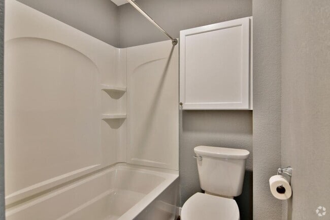 Building Photo - 210 W 5th Ave Rental
