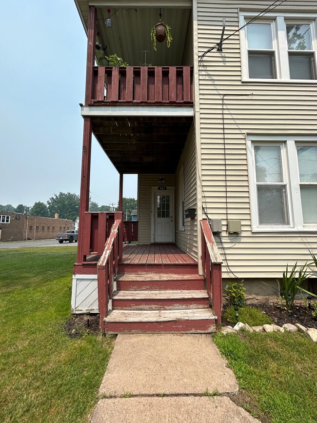 Building Photo - 601-603 Utica St Unit 601