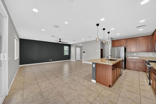 Photo - 8909 Wallner St