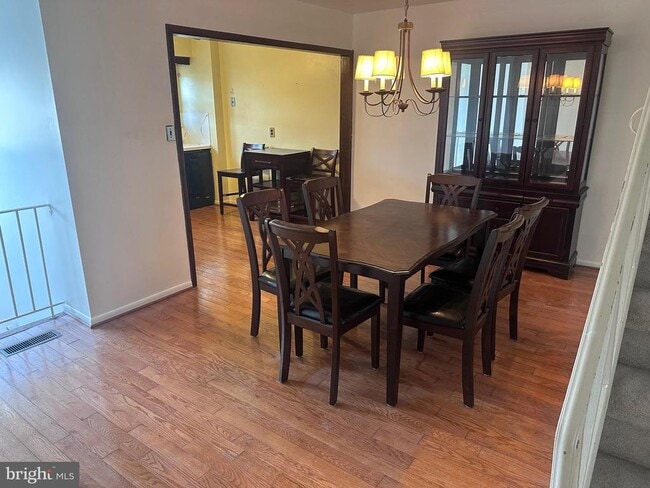 Photo - 3555 Churchill Ln