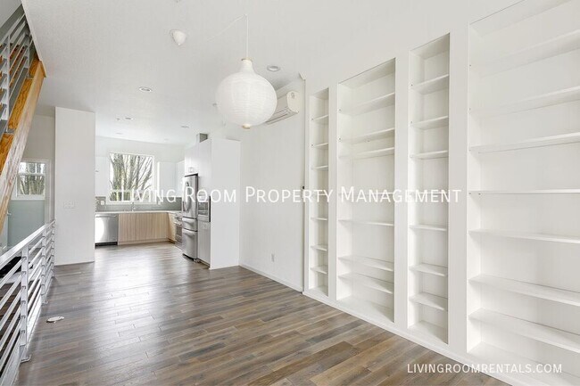 Photo - 314 N Ivy St