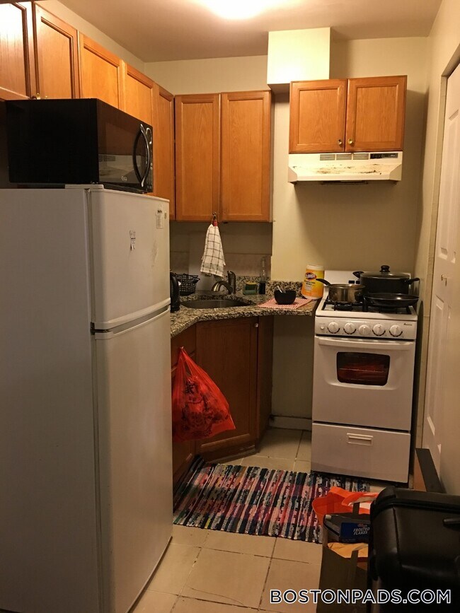 Photo - 171 Hemenway St Unit 14