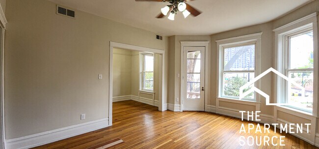 Photo - 4330 N Sheridan Rd Apartment