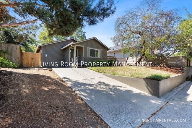 Photo - 1318 NE Rosa Parks Way
