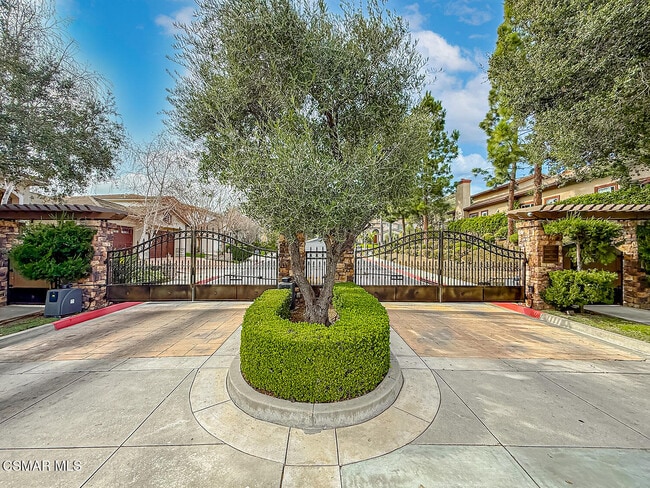 Photo - 780 Paseo De Leon