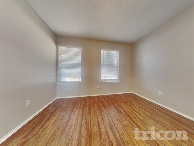 Photo - 16783 Fallen Timbers Dr