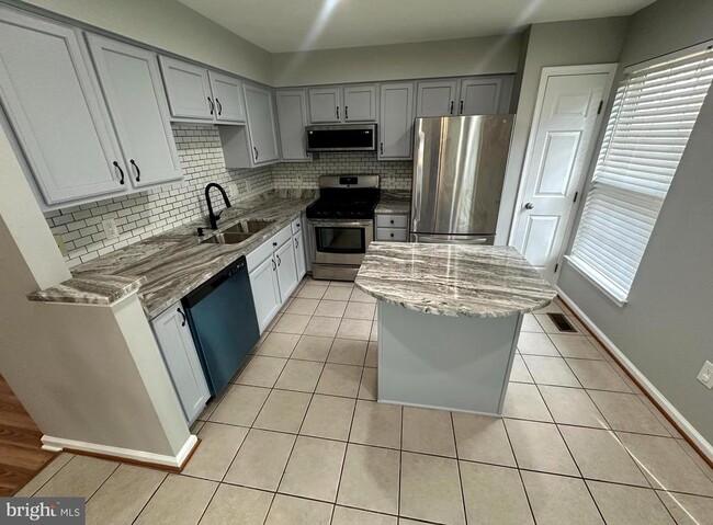 Photo - 12705 Town Center Way