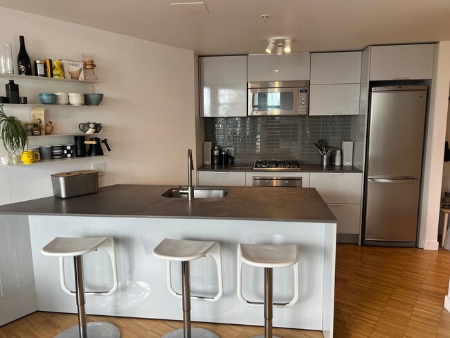 Photo - 2209-128 W Cordova Unit 2209