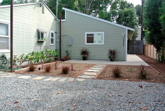 Photo - 1 Br/1 Ba ADU West of I-5! - Buena Vista