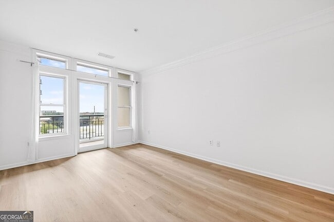 Photo - 3334 Peachtree Rd NE Unidad 905