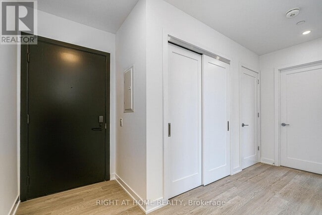 Photo - 2946 Dundas St W Unit 509