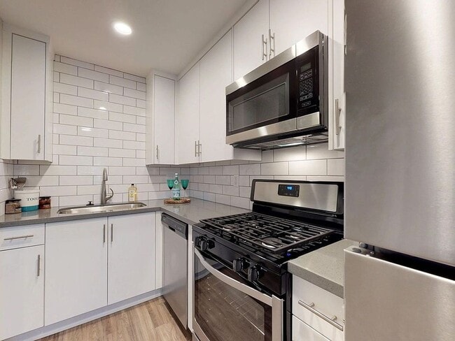 Photo - Avocado Place