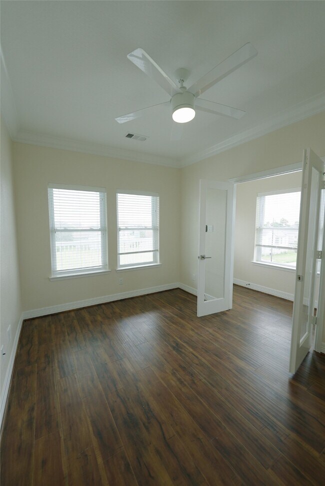 Photo - 1013 10th St Unit B