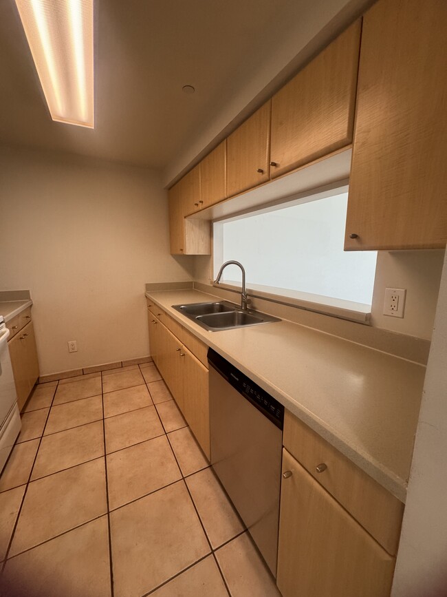 Photo - 690 SW 1st Ct Unit 1934