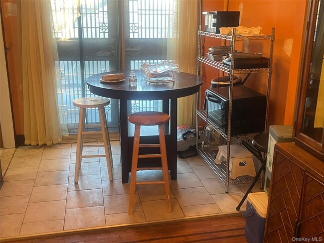 Photo - 109-33 Francis Lewis Blvd