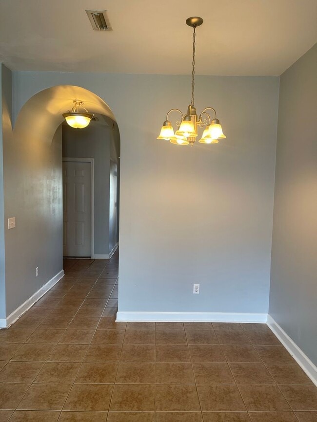 Photo - Eagle Landing Subdivision - Hardwood Flooring!  1/2 Off 1st Month Rent w/12 Month Lease.
