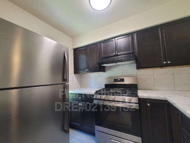 1206 Dana Dr Unit 2