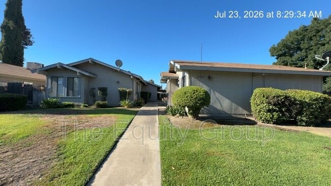 Building Photo - 2941 W Caldwell Ave Unit A