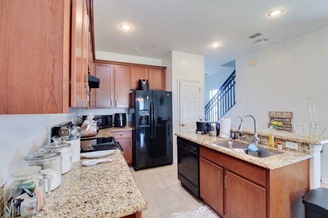 Photo - 20626 Maxim Pkwy