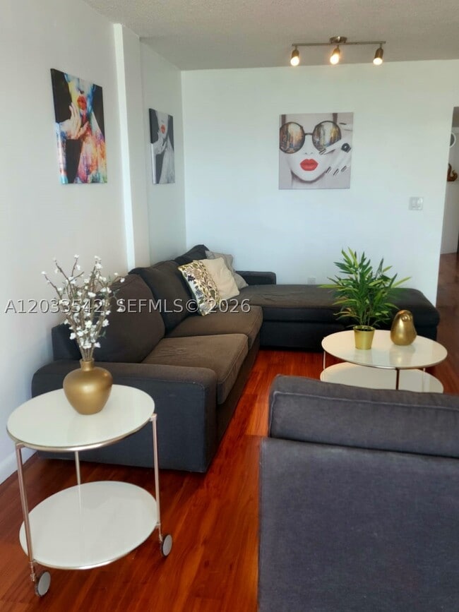 Photo - 1100 Alton Rd Unit 3C