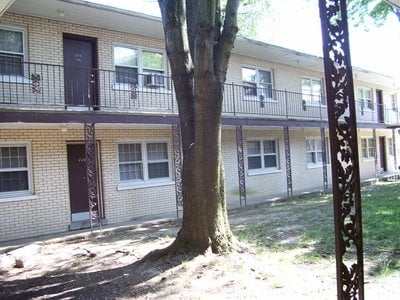 Building Photo - 1330 SE Second St