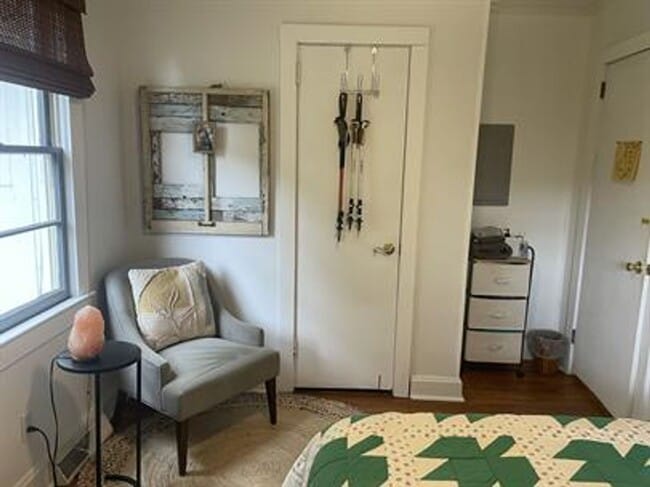 Photo - 2/1 Available Now